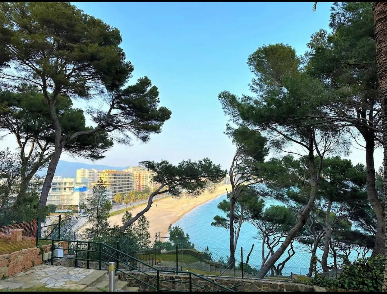 Eden Mar Calonge Girona Apartment
